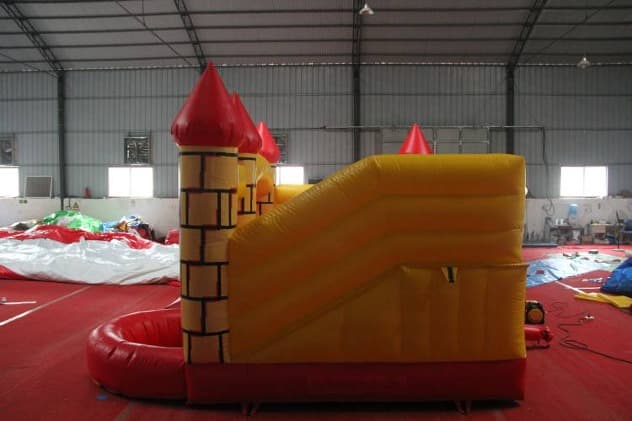 huge inflatable combo for children