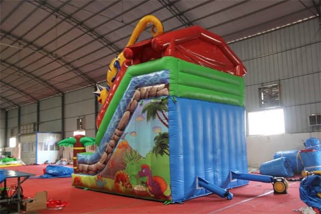 kids inflatable lizard slide