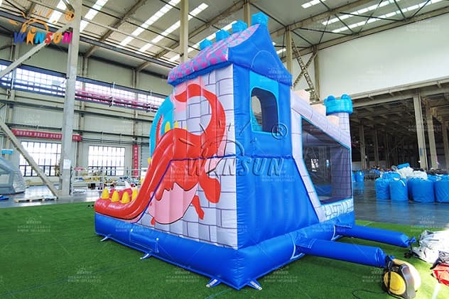 wholesale Dragons Knights Bouncy Castle with Slide