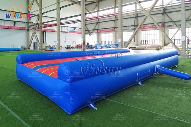 Custom continuous inflatable bounce mat