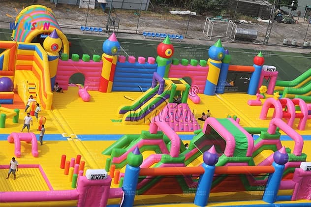 Giant Inflatable Parks - Ultimate Fun for Kids & Adults