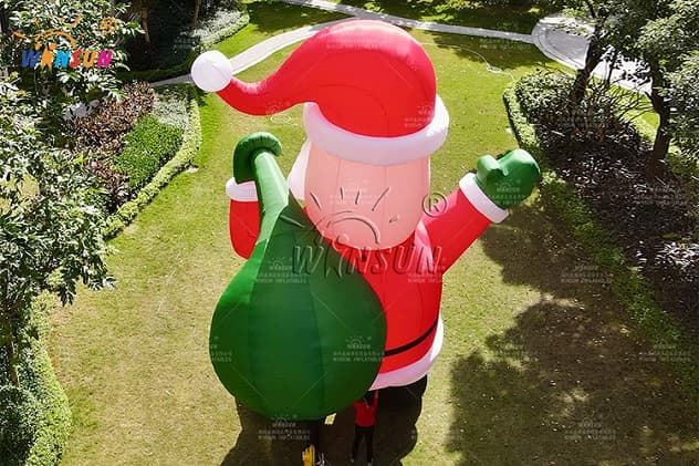 Inflatable Santa Claus outdoor yard party