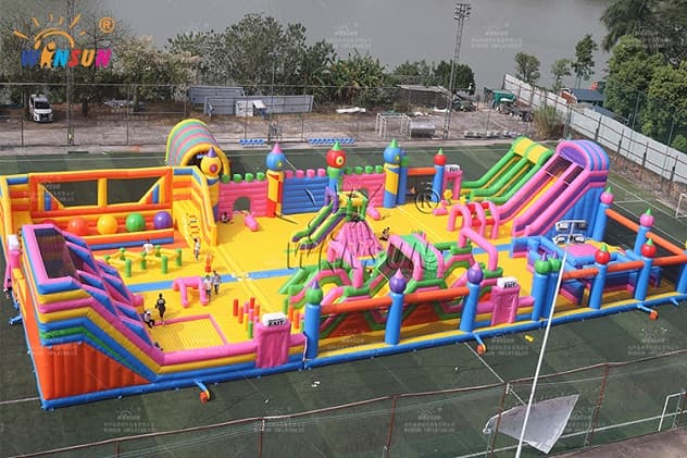 Inflatable Theme Park Manufacturer