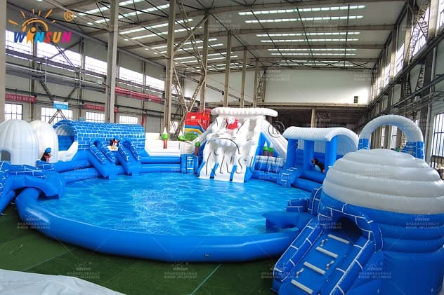 Customized kids ice world playground inflatable water parks